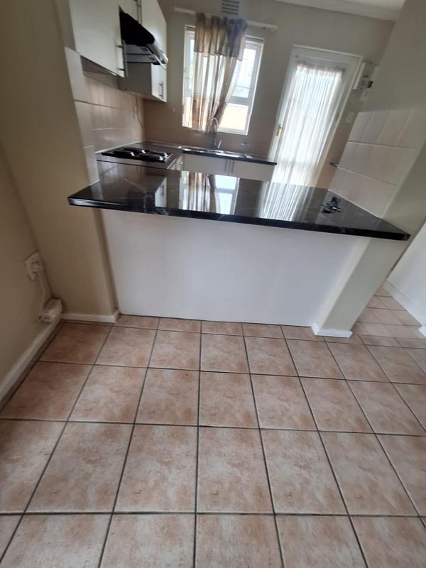 3 Bedroom Property for Sale in Plattekloof Glen Western Cape